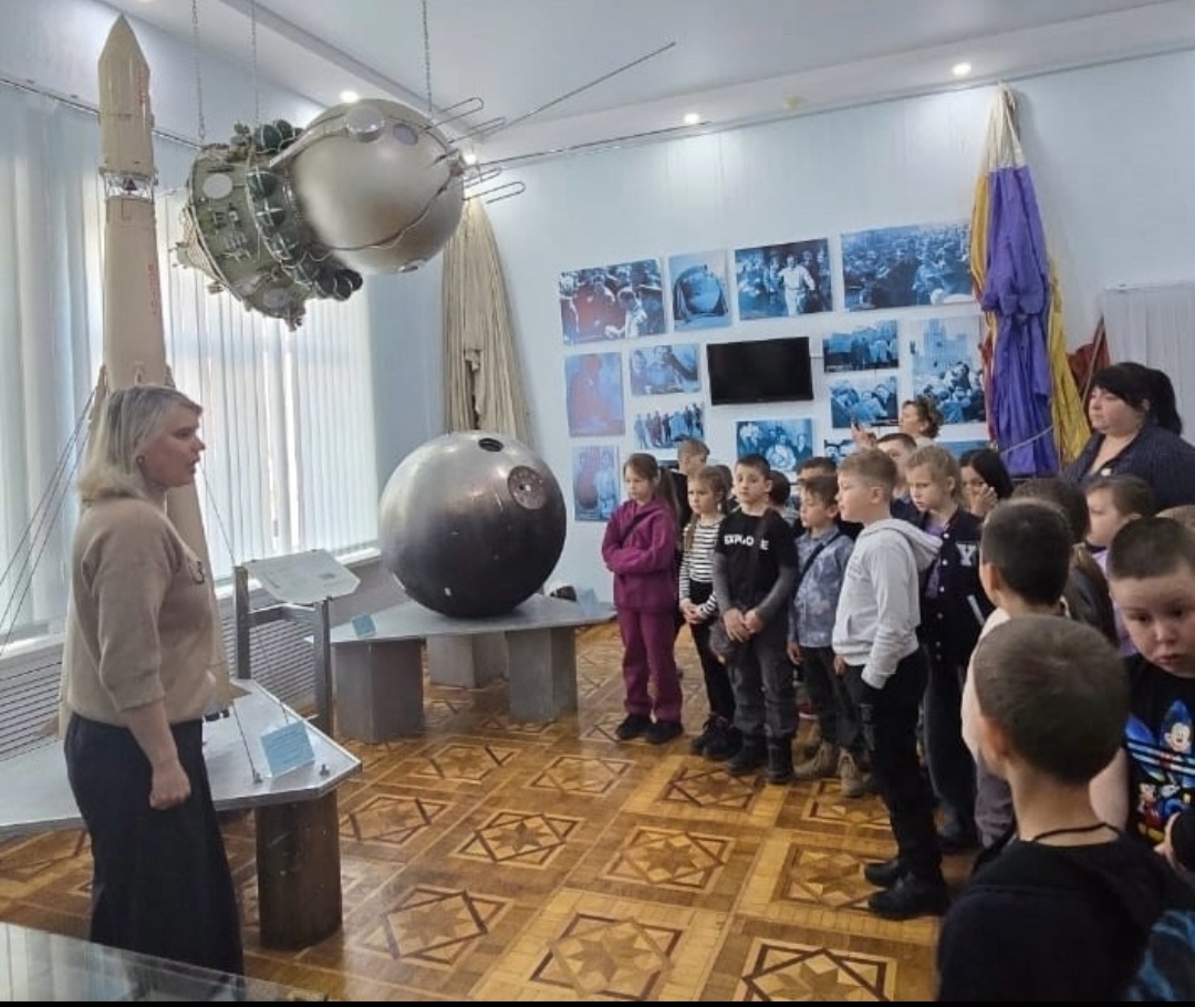 Посещение Энгельсского краеведческого музея учащимися 2 &amp;quot;А&amp;quot; класса (классный руководитель Немолочнова Т.И.).